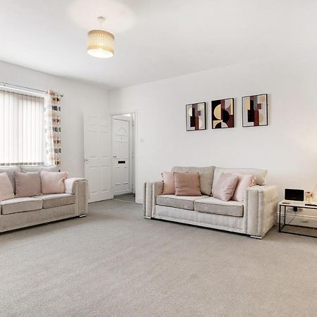 Elegantly 2-Bedroom In Ashington, Sleeps 3 Ashington  Buitenkant foto