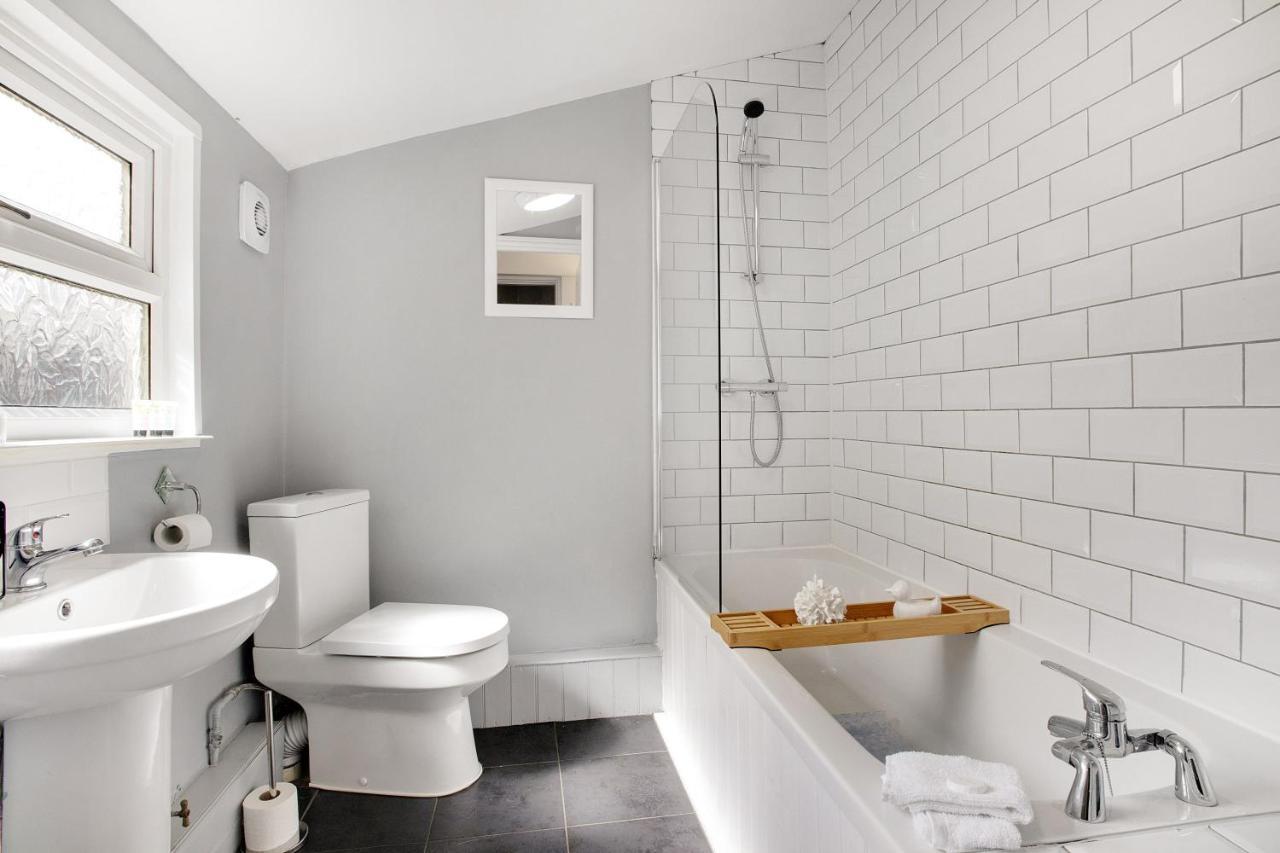Elegantly 2-Bedroom In Ashington, Sleeps 3 Ashington  Buitenkant foto