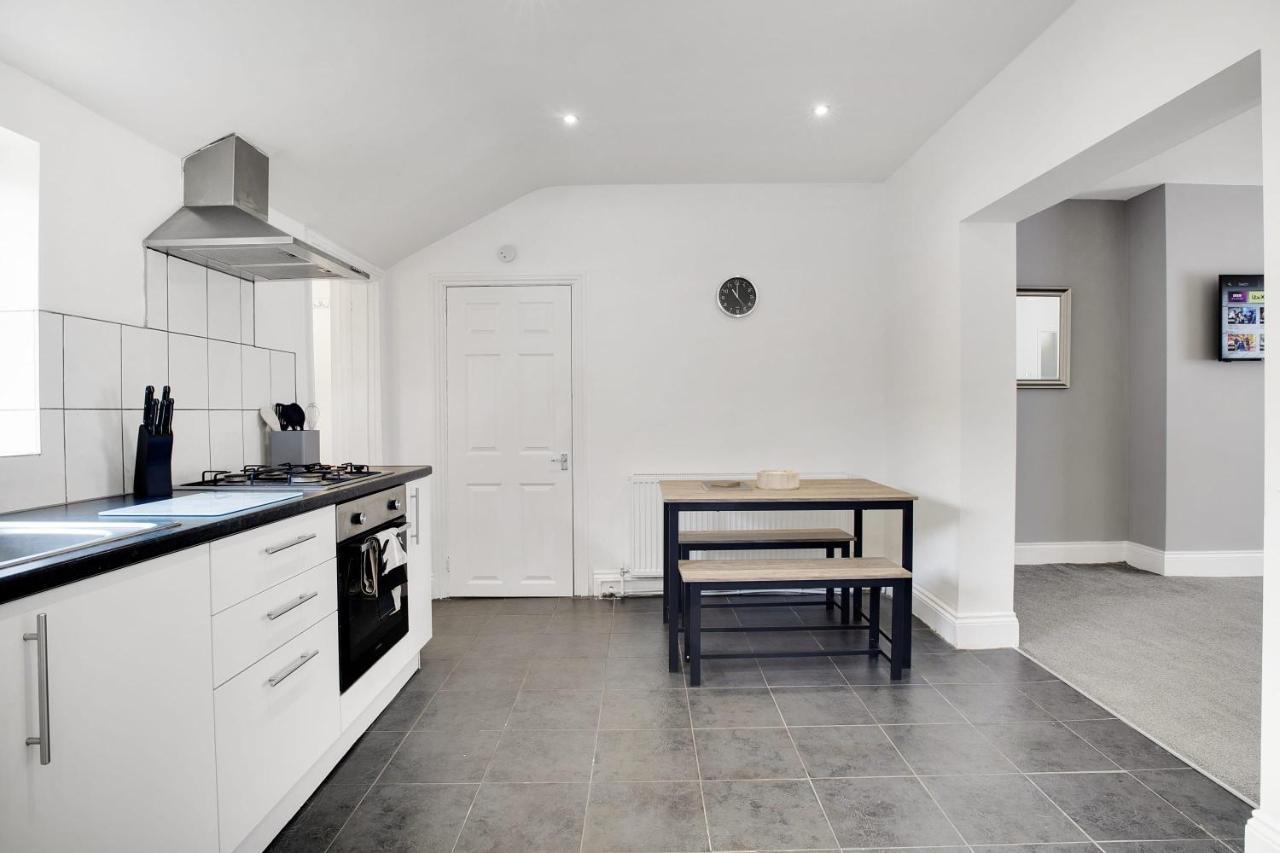 Elegantly 2-Bedroom In Ashington, Sleeps 3 Ashington  Buitenkant foto
